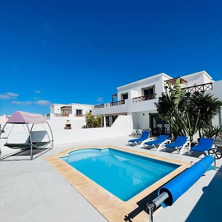 Villa Jasmine Плая Бланка Екстериор снимка